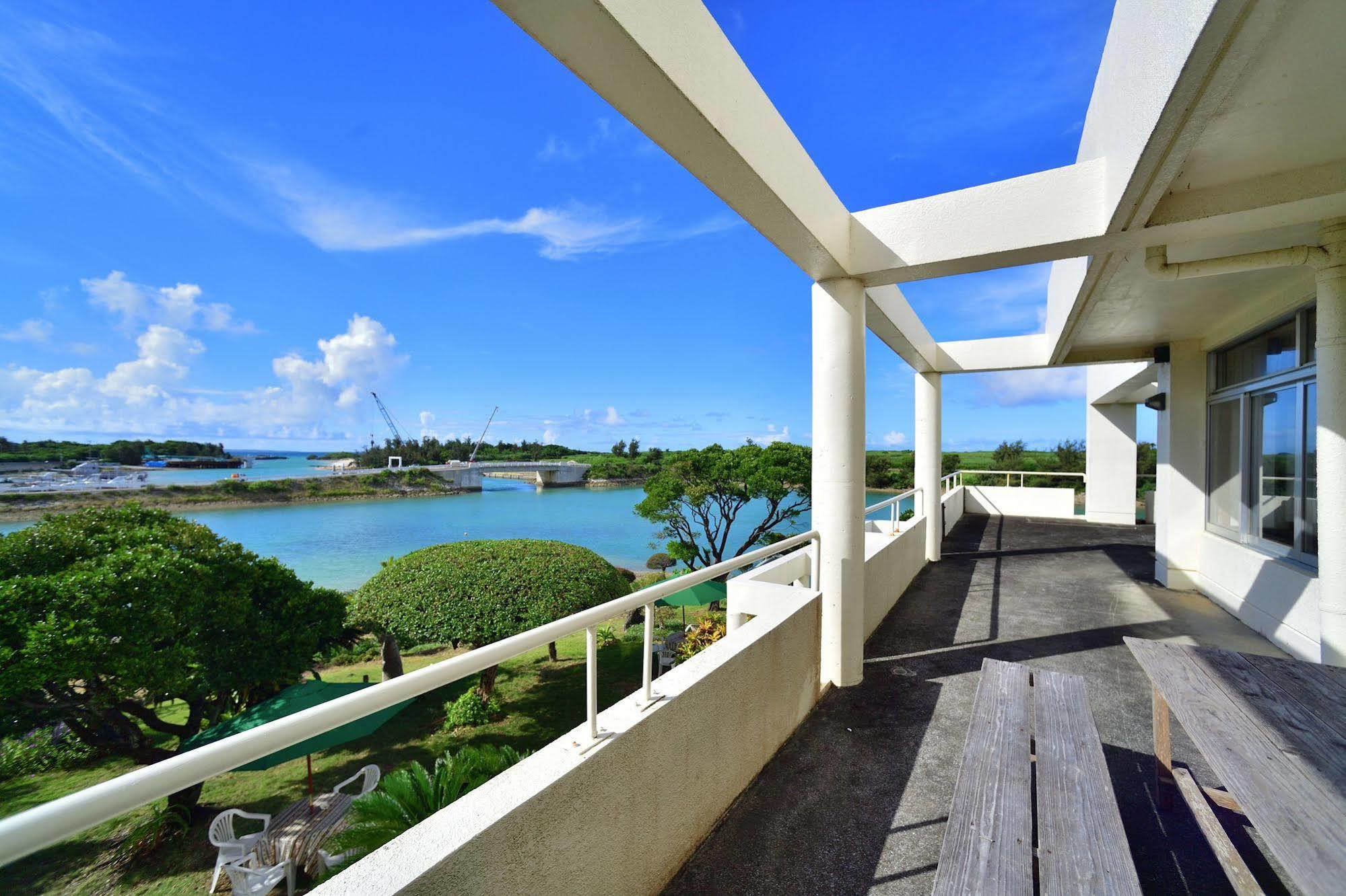 Hotel South Island Miyakojima  Zewnętrze zdjęcie